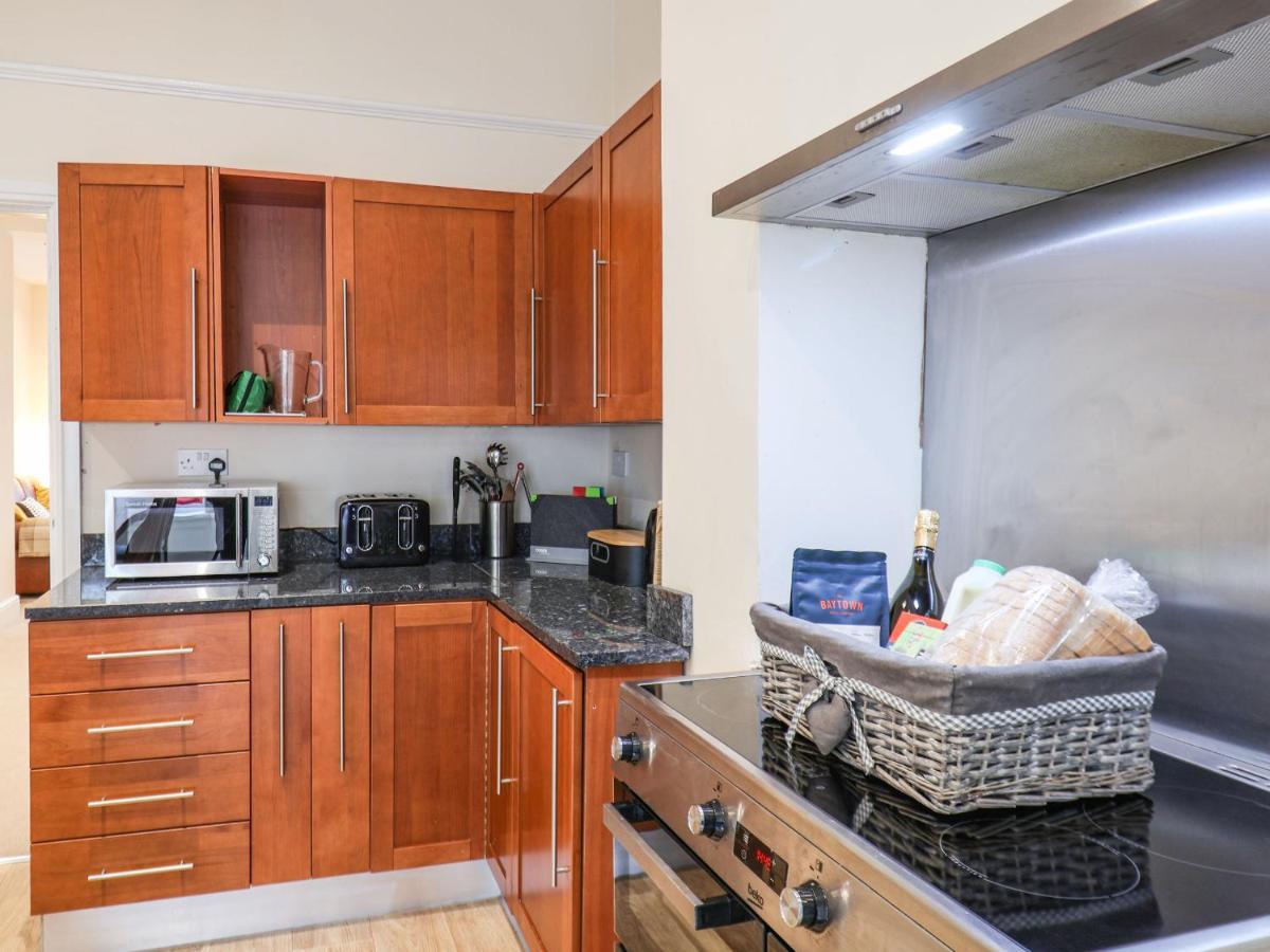 4 Normanby Terrace Villa Уитби Екстериор снимка