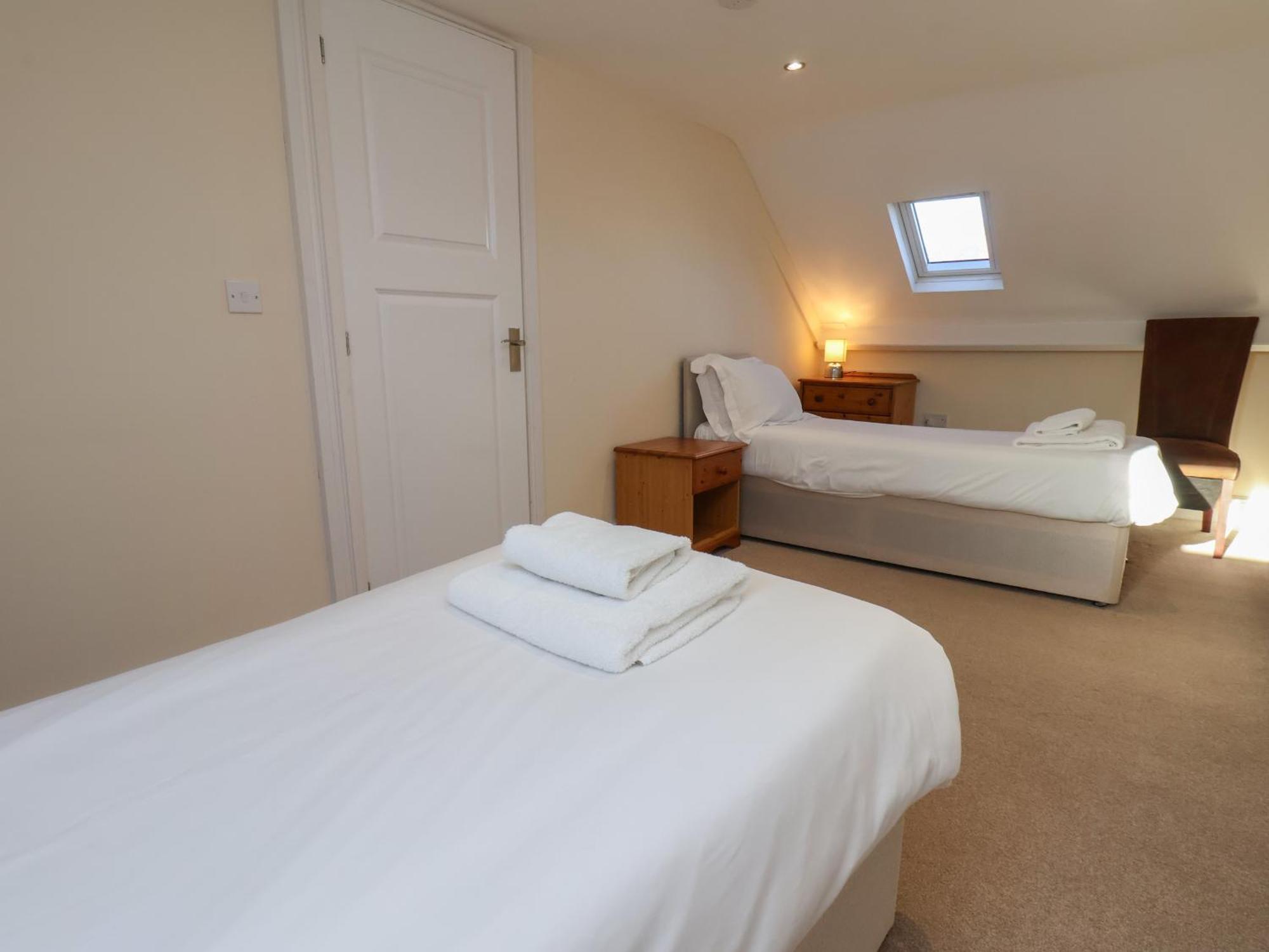 4 Normanby Terrace Villa Уитби Екстериор снимка
