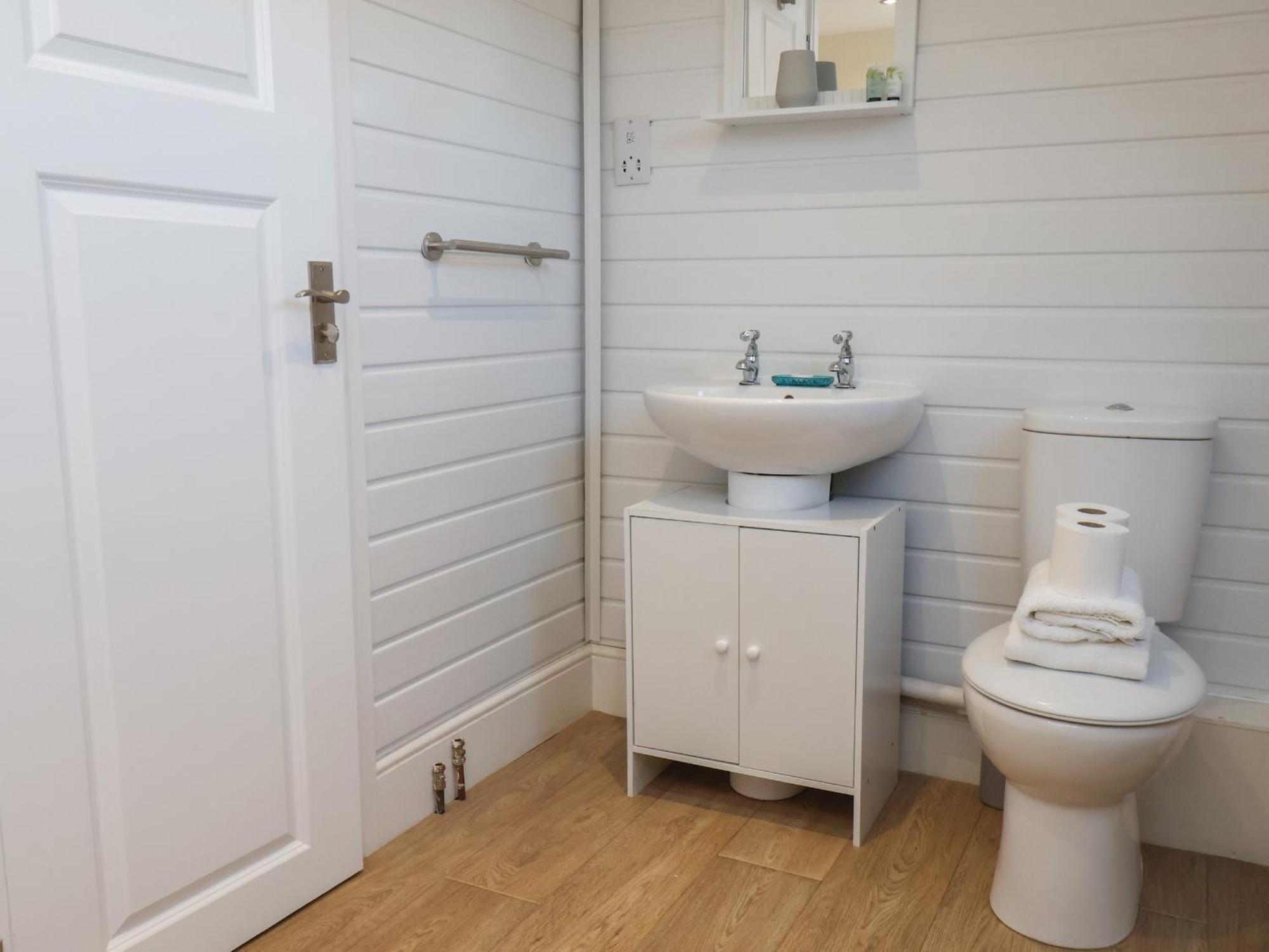 4 Normanby Terrace Villa Уитби Екстериор снимка